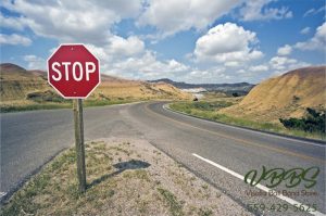 stop sign etiquette in Visalia